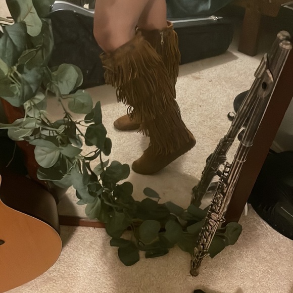 Minnetonka 5 fringe layer boot - Picture 4 of 6